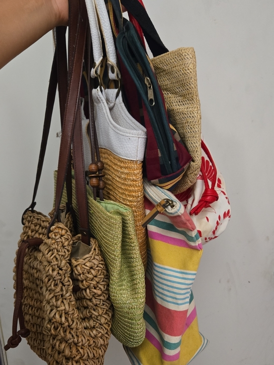 Handbags - PURSE BUNDLE 7 ITEMS